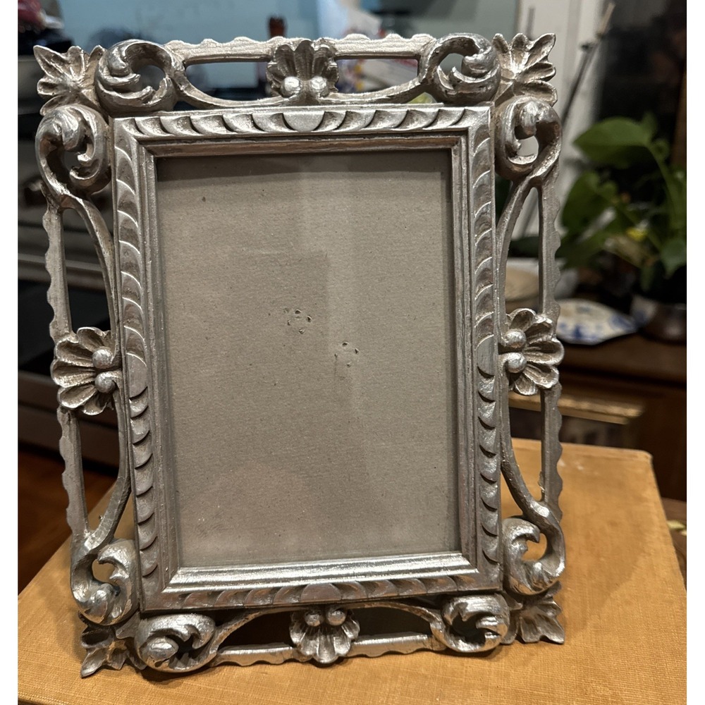 LOVELY SILVER TONE SCROLLING DESIGN PICTURE FRAME 8 X 10 FREE STANDING